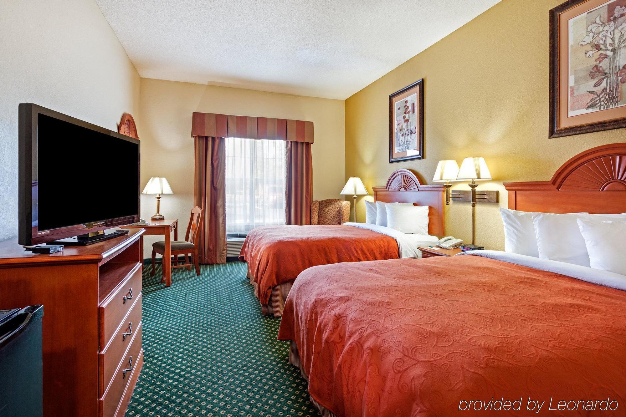 Country & By Radisson, I-95, Ga Hotel Brunswick
